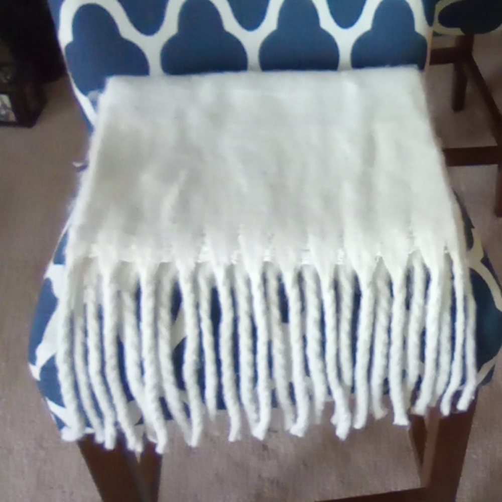 Look By M Scarf